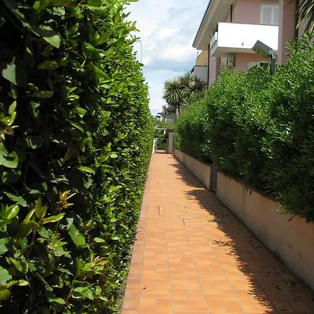 Mirta Apartment